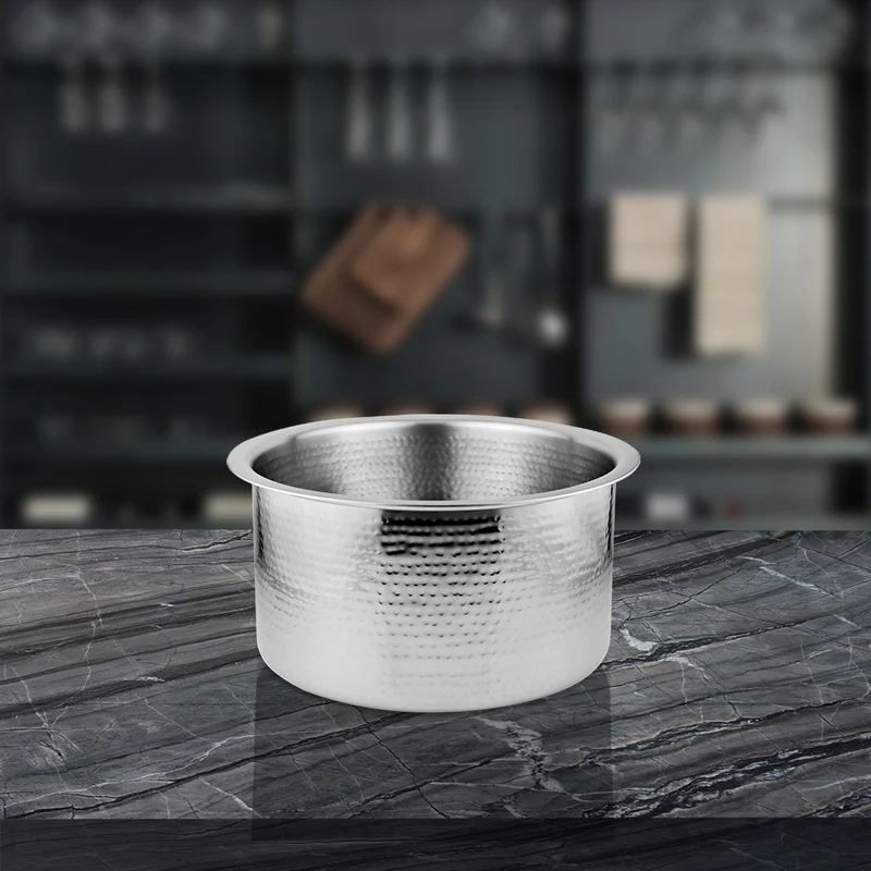 SHRI & SAM 430 HAMMERED PATILA 22CM